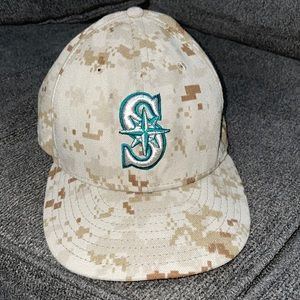 New Era Mariners Hat- fitted- 7 3/8